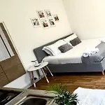 Casa Leone * エンポリ